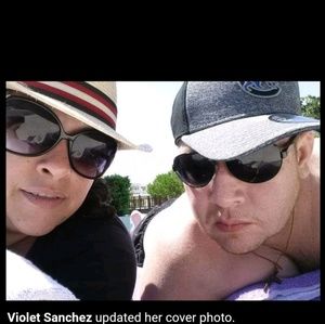 Meet your Posher, Violet